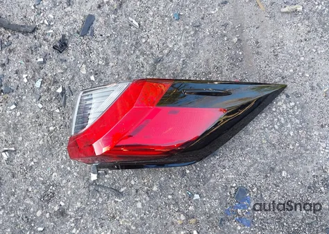 2021 Toyota Rav4 Hybrid Xle Premium z USA, uszkodzony, nr VIN 4T3B6RFV2MU041696